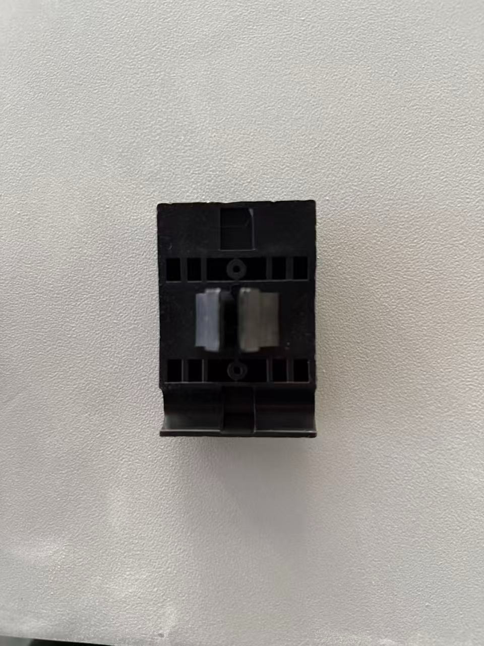 Chain Block Side View - Image 2